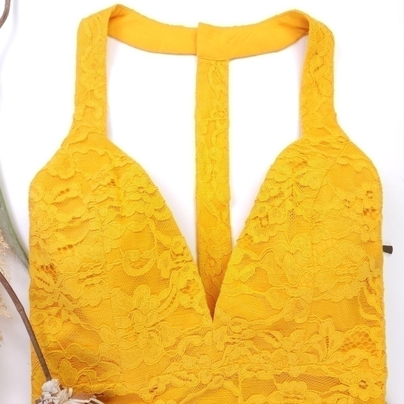 New Revolve NBD x Naven Yellow Embroidered Gorgeous Low Back Dress Sz Xs - Picture 15 of 16